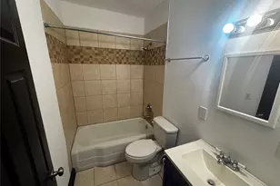 1504 Luzon St, Houston, TX 77009 - Photo 7