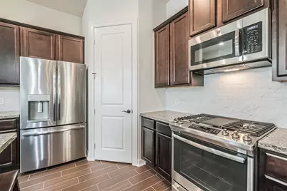 9 Laurelwood Drive, Pasadena, TX 77058 - Photo 15