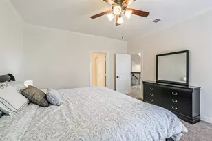 9 Laurelwood Dr, Pasadena, TX 77058 - Photo 21