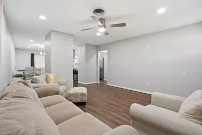 3517 Longwood Drive, Pasadena, TX 77503 - Photo 3