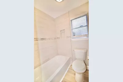 16710 Rippling Mill Drive, Sugar Land, TX 77498 - Photo 11