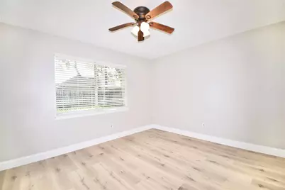 16710 Rippling Mill Drive, Sugar Land, TX 77498 - Photo 9