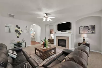 15 Aquiline Oaks Place, The Woodlands, TX 77382 - Photo 11