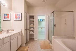 15 Aquiline Oaks Pl, The Woodlands, TX 77382 - Photo 31