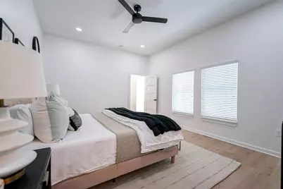 10118 Briar Rose Drive, Houston, TX 77042 - Photo 21