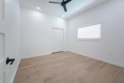 10118 Briar Rose Drive, Houston, TX 77042 - Photo 31