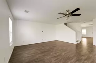 834 Sweet Flower Dr, Houston, TX 77073 - Photo 3