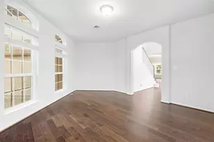 4002 Broadmoor Dr, Mont Belvieu, TX 77523 - Photo 13