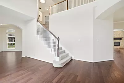 4002 Broadmoor Drive, Mont Belvieu, TX 77523 - Photo 9