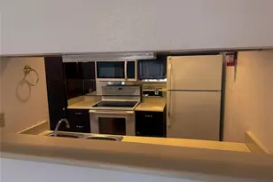 8055 Cambridge St, Houston, TX 77054 - Photo 9