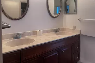 8055 Cambridge St, Houston, TX 77054 - Photo 17
