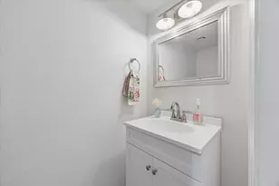 12634 Rip Van Winkle Dr, Houston, TX 77024 - Photo 11