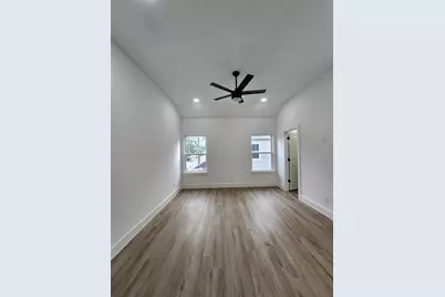 650 Everett St Unit B, Conroe, TX 77301 - Photo 15