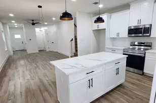 650 Everett St, Conroe, TX 77301 - Photo 5