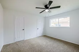 15226 E Hutchinson Cir, Houston, TX 77071 - Photo 33