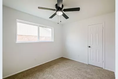 15226 E Hutchinson Circle, Houston, TX 77071 - Photo 31