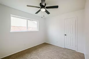 15226 E Hutchinson Cir, Houston, TX 77071 - Photo 31