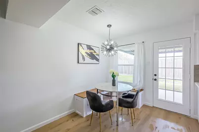 15226 E Hutchinson Circle, Houston, TX 77071 - Photo 11