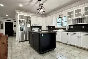 635 Texla Rd, Vidor, TX 77662 - Photo 13