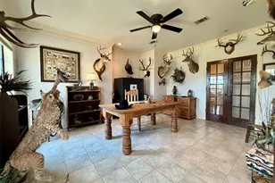 635 Texla Rd, Vidor, TX 77662 - Photo 17