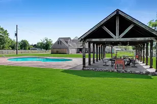 635 Texla Rd, Vidor, TX 77662 - Photo 47