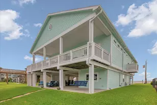 1303 Blue Heron St, Bayou Vista, TX 77563 - Photo 9