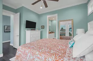 1303 Blue Heron St, Bayou Vista, TX 77563 - Photo 31