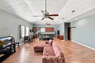 5930 County Rd 396, Alvin, TX 77511 - Photo 33