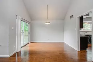 13030 Hollow Brook Dr, Houston, TX 77082 - Photo 11