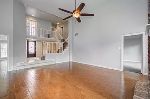 13030 Hollow Brook Dr, Houston, TX 77082 - Photo 9