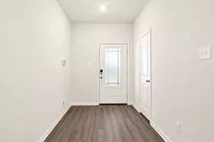8036 Alpine Bearberry Dr, Houston, TX 77016 - Photo 5