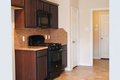 10810 Sun River Falls Drive, Humble, TX 77396 - Photo 5