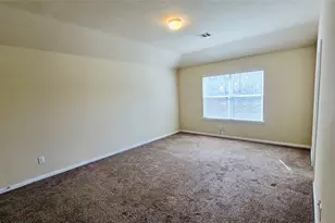 10810 Sun River Falls Dr, Humble, TX 77396 - Photo 9