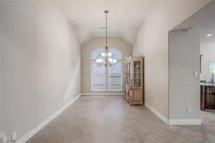 13509 Silent Walk Dr, Pearland, TX 77584 - Photo 5