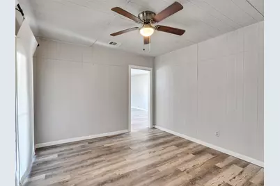 7622 S Hall Street, Houston, TX 77028 - Photo 9