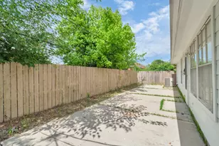 8914 Dirby St, Houston, TX 77075 - Photo 27