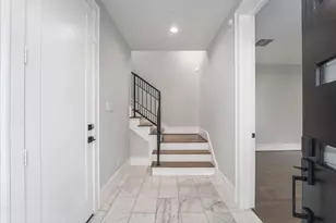 2221 Francis St, Houston, TX 77004 - Photo 3