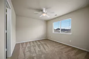 9934 E Yearling Pl, Conroe, TX 77385 - Photo 25