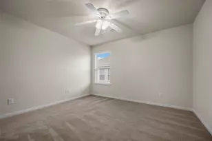 9934 E Yearling Pl, Conroe, TX 77385 - Photo 33