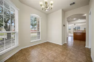 9934 E Yearling Pl, Conroe, TX 77385 - Photo 9