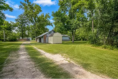 19426 Trail Oak Drive, Conroe, TX 77302 - Photo 17