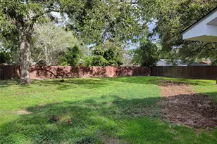 1211 Crestmont St, Wharton, TX 77488 - Photo 15