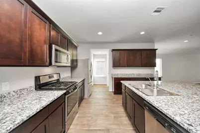 1702 Cooper Bluff Court, Richmond, TX 77469 - Photo 7