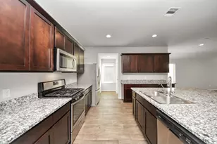 1702 Cooper Bluff Ct, Richmond, TX 77469 - Photo 7