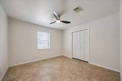 11418 Ash Creek Drive, Houston, TX 77043 - Photo 25