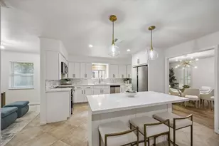 11418 Ash Creek Dr, Houston, TX 77043 - Photo 3