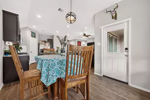 811 Petunia Falls Ln, Rosharon, TX 77583 - Photo 19