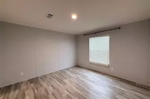 261 Rd 5609, Cleveland, TX 77327 - Photo 19