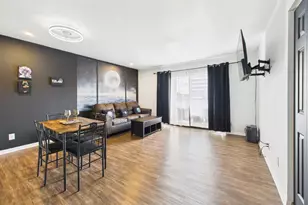 2814 S Bartell Dr, Houston, TX 77054 - Photo 1