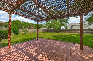 1404 Osborne Dr, Friendswood, TX 77546 - Photo 45